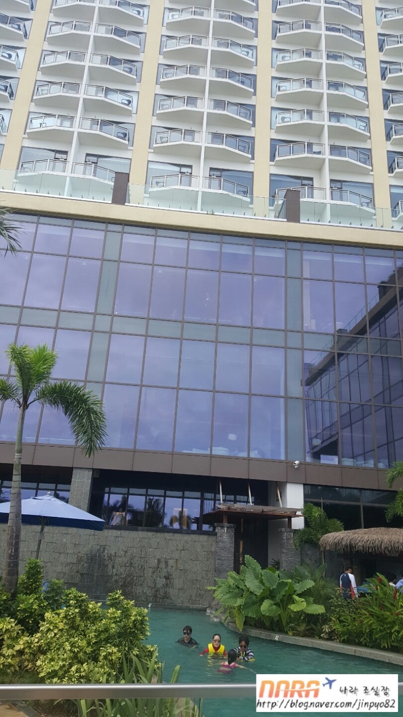 두짓타니 Dusit Thani 괌 리조트호텔 수영장 원문 사진 12
